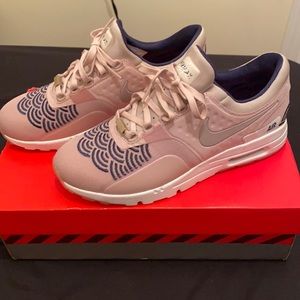 Nike Air Max Zero
